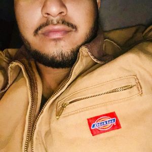 Meet your Posher, Simon